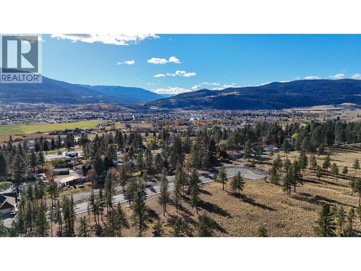 Property Photo:  2418 Nicholson Avenue  BC V1K 1L7 