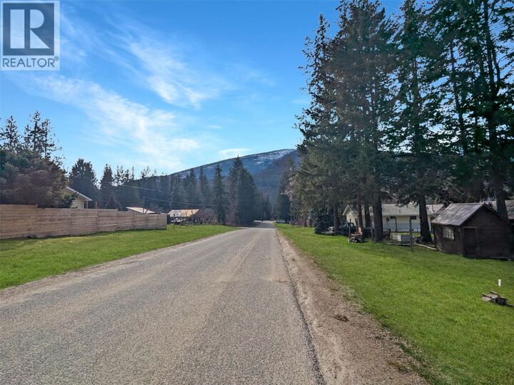 Property Photo:  Lot B Park Avenue  BC V0G 2C0 