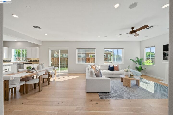 Property Photo:  33454 Bronco Loop  CA 94555 