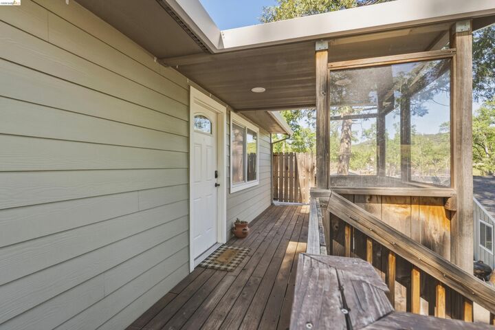 Property Photo:  20485 Soulsbyville Rd  CA 95372 