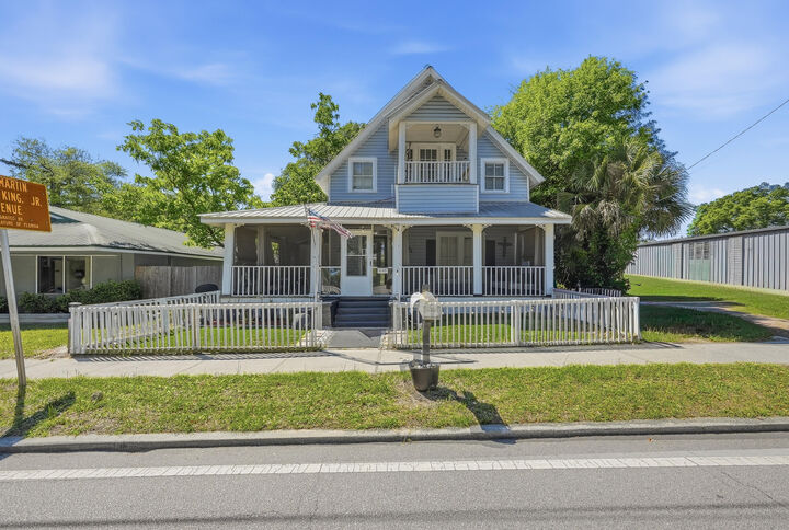 Property Photo: 640 US Highway 90 FL 32433