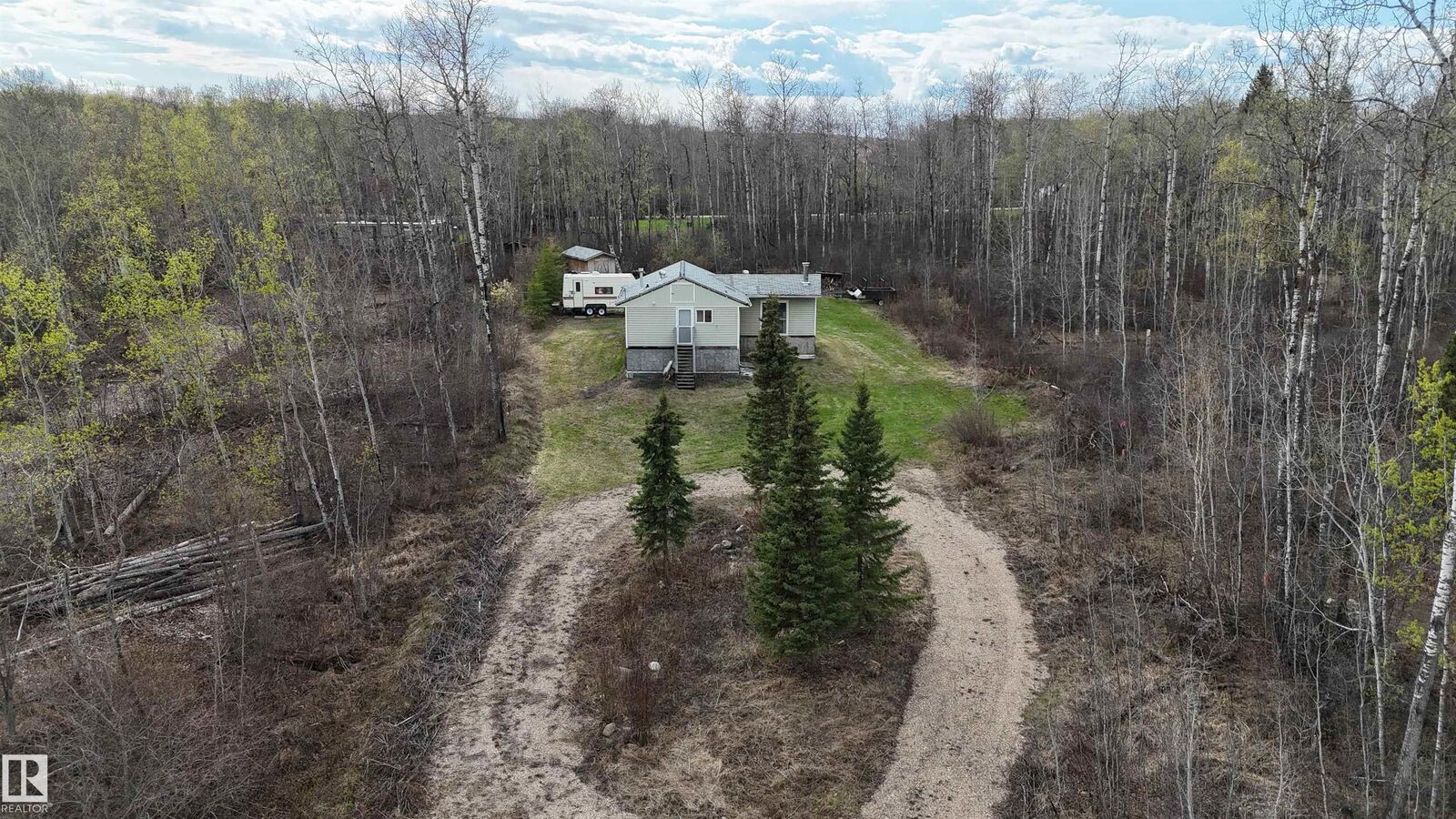 Property Photo: 515, 11131 Twp Rd 600 AB T0A 0C0