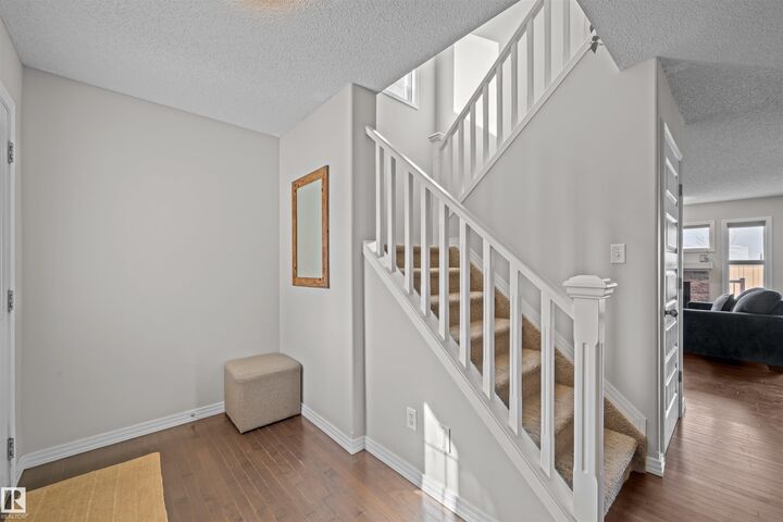 Photo de la propriété:  17072 81 Street NW  AB T5Z 0E1 