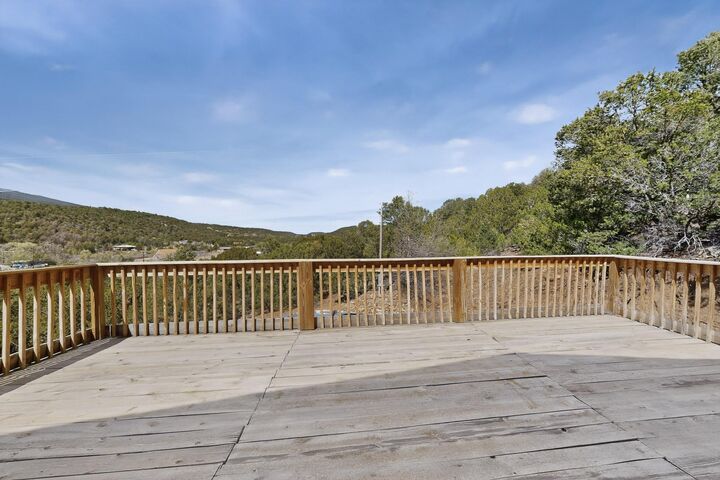 Property Photo:  7 Shasta Court  NM 87008 