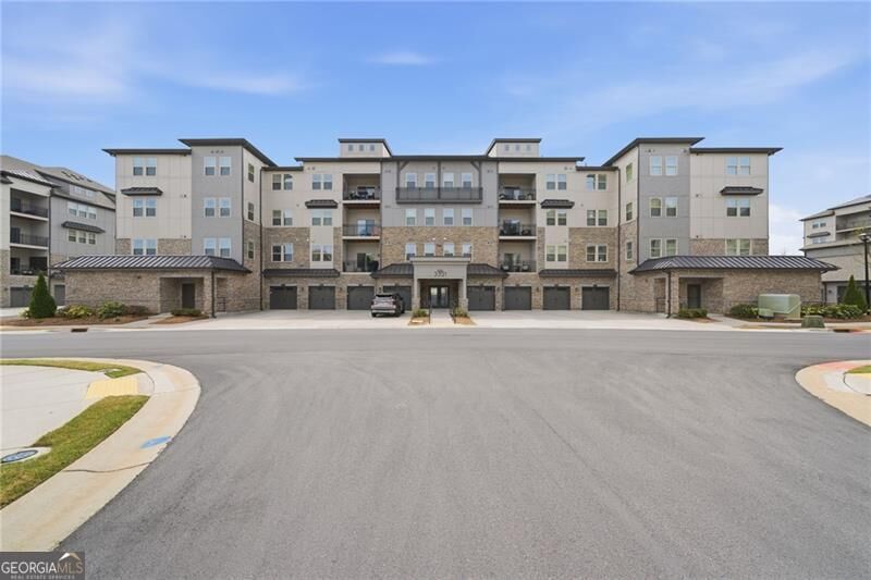 Property Photo:  3321 Orwell Way 3104  GA 30041 