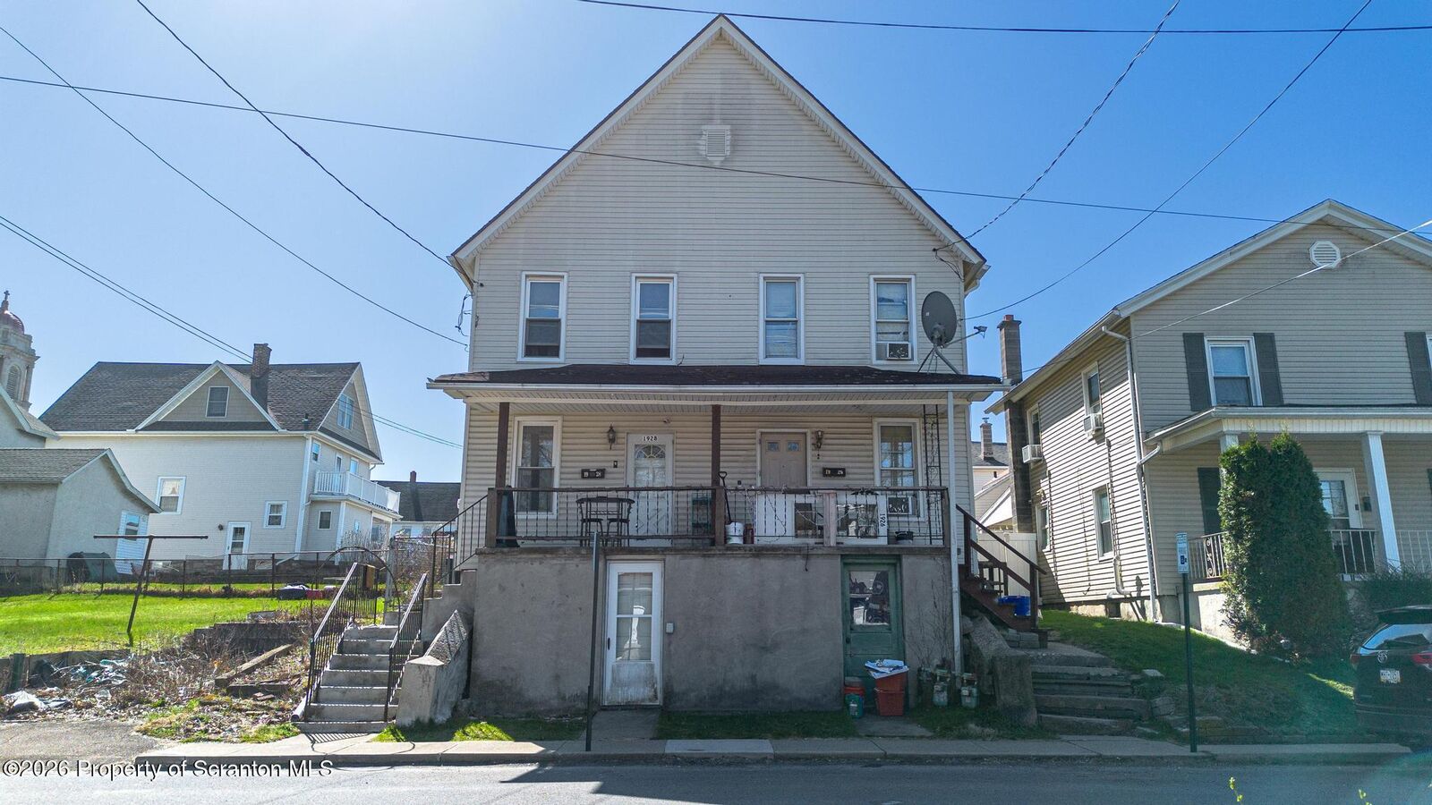 Property Photo:  1928 Brick Avenue  PA 18508 