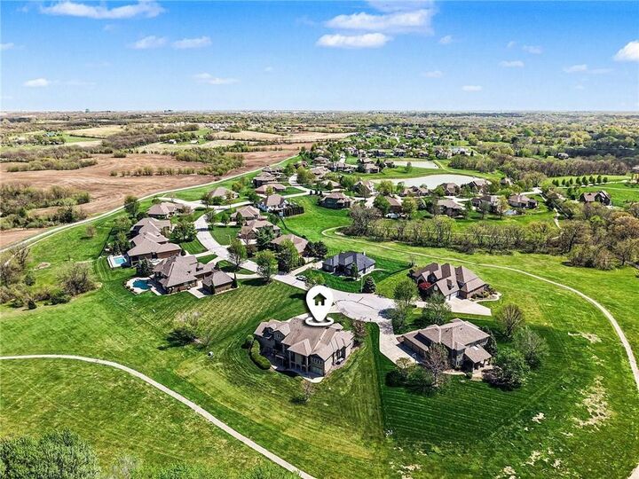 Property Photo:  8070 NW Masters Lane  MO 64152 