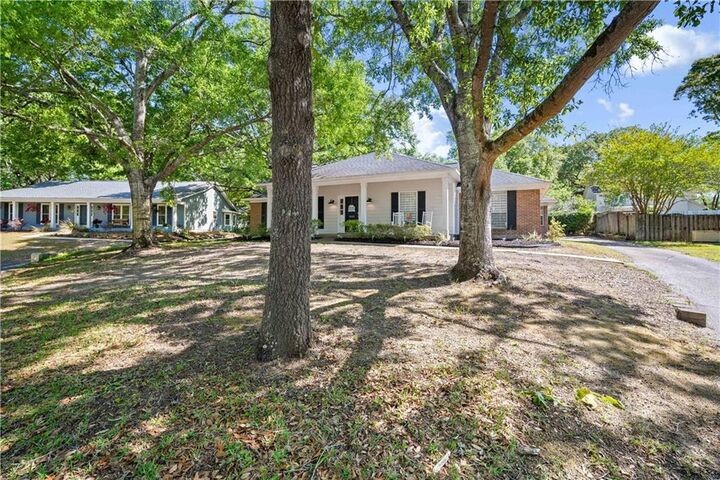 Property Photo:  3005 Alexandria Court  AL 36693 