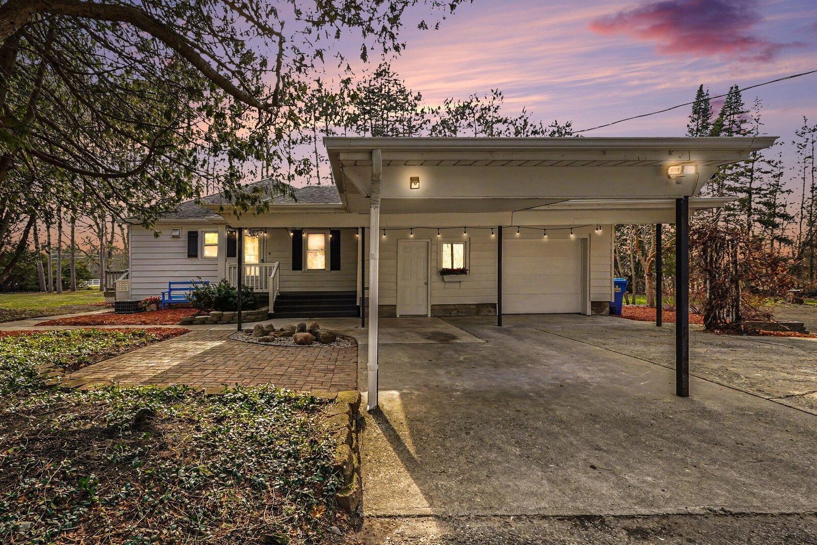 Property Photo:  1113 E Chippewa River  MI 48640 
