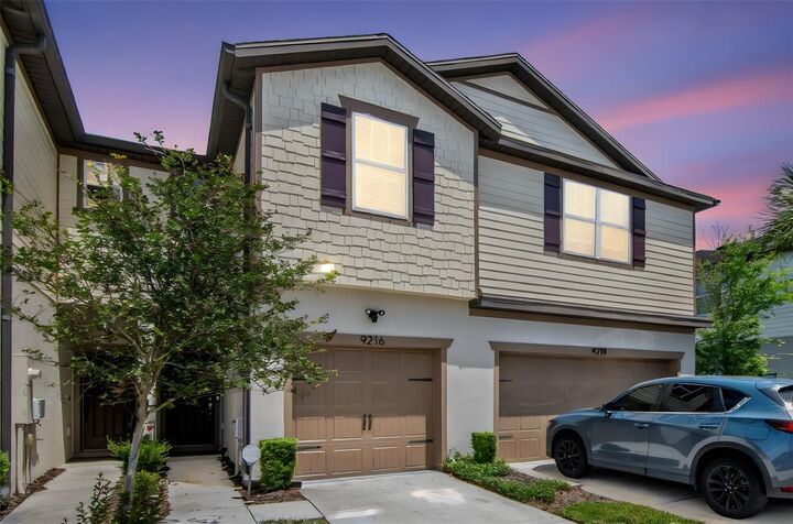 Property Photo:  9216 Hillcroft Drive  FL 33578 