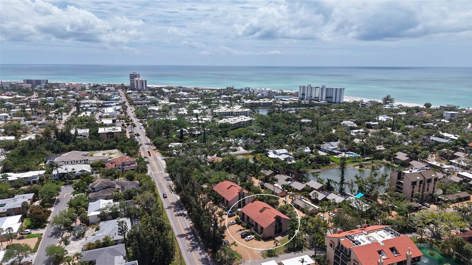 Property Photo:  218 Pass Key Road 218  FL 34242 