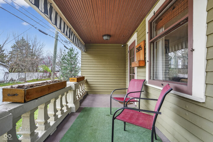Property Photo:  2505 E Saint Clair Street  IN 46201 