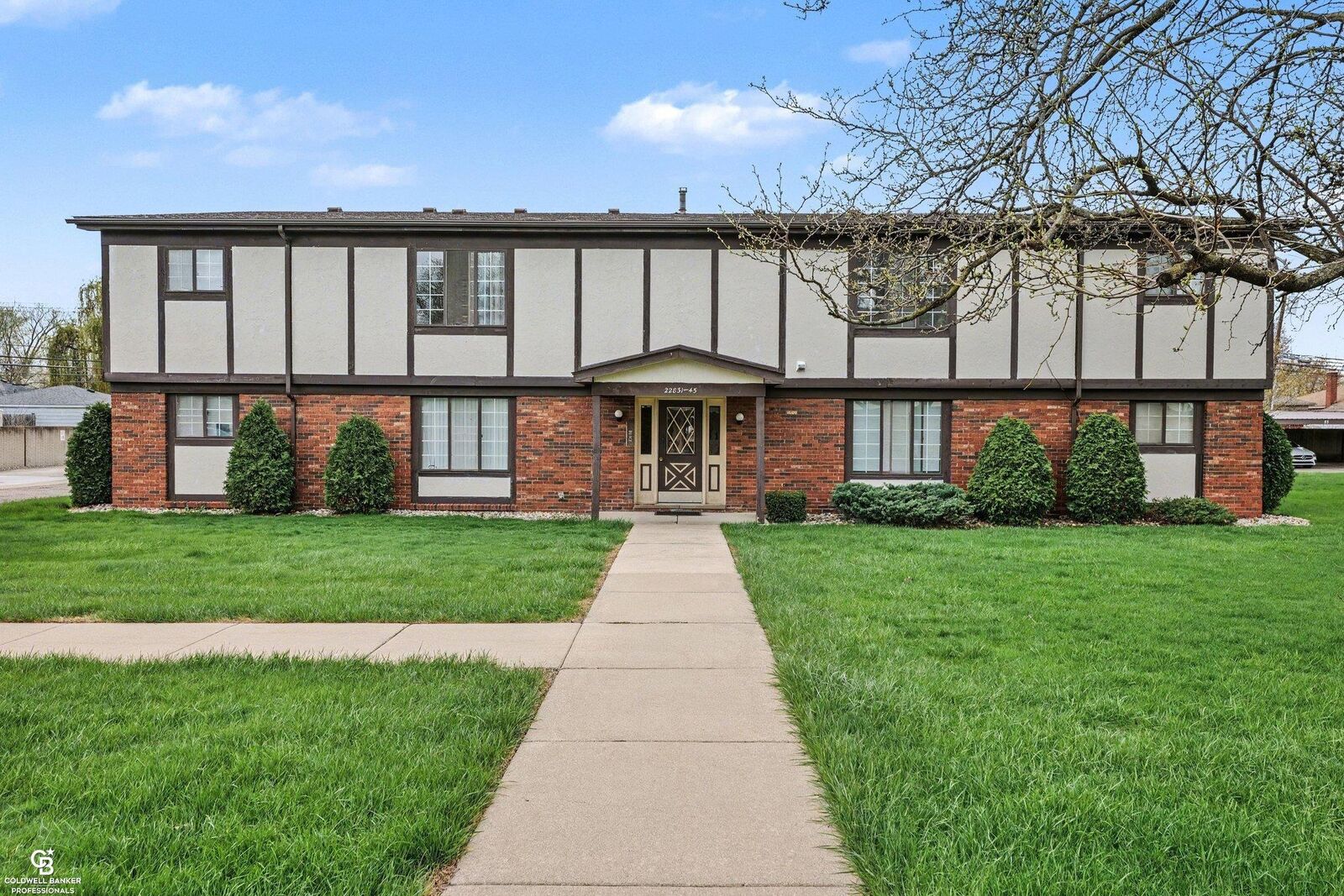 Property Photo:  22835 Grove Road  MI 48080 