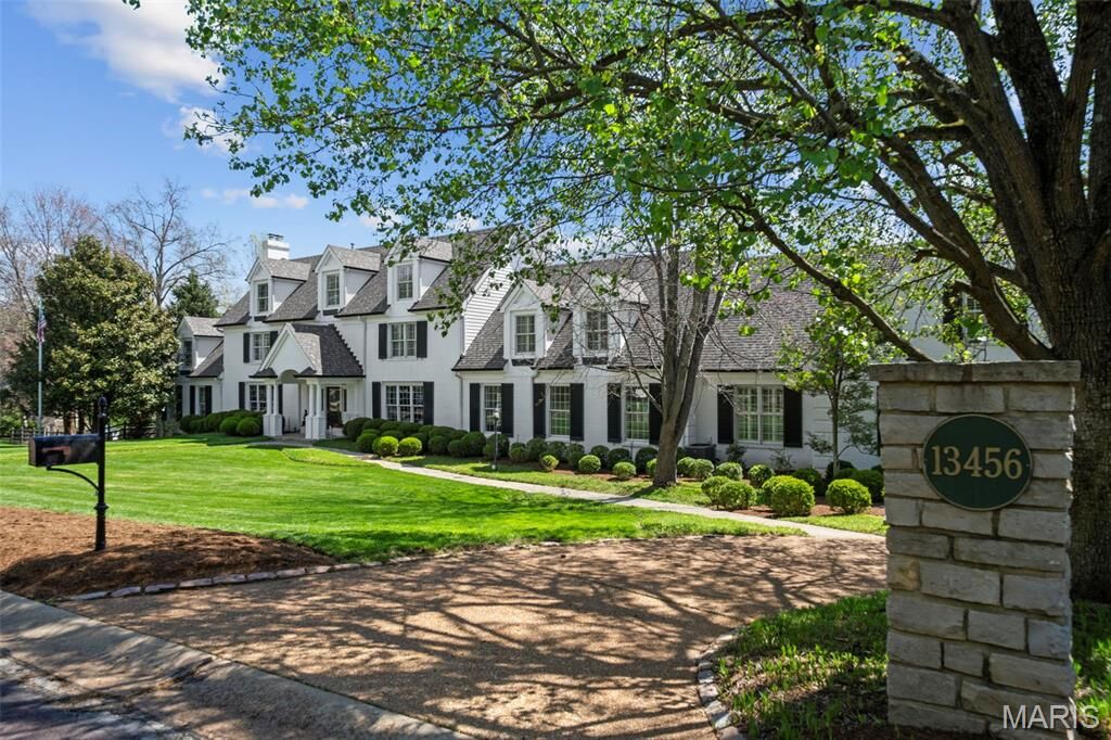 Property Photo:  13456 Thornhill Drive  MO 63131 