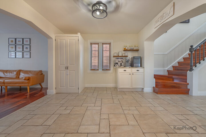 Property Photo:  5649 S Natoma Avenue  IL 60638 