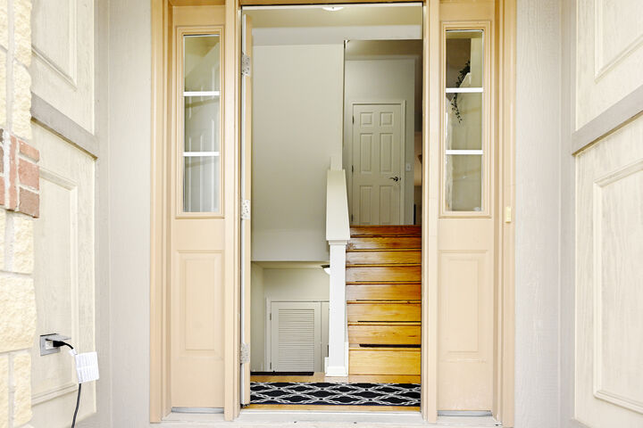 Property Photo:  219 Riverfront Drive  IL 60056 