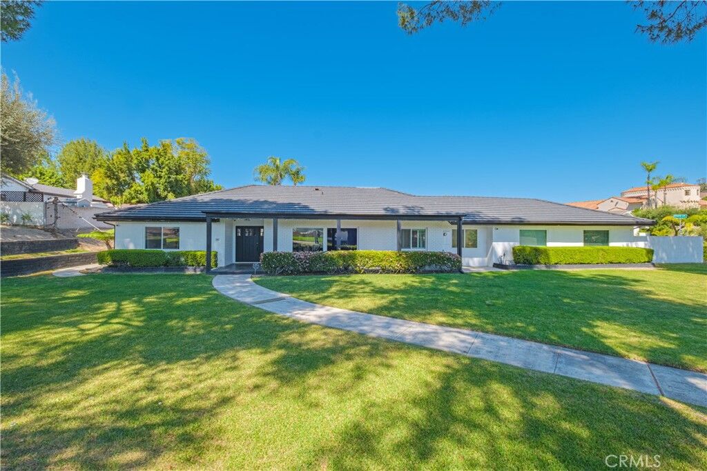 Property Photo:  9109 La Alba Dr  CA 90603 