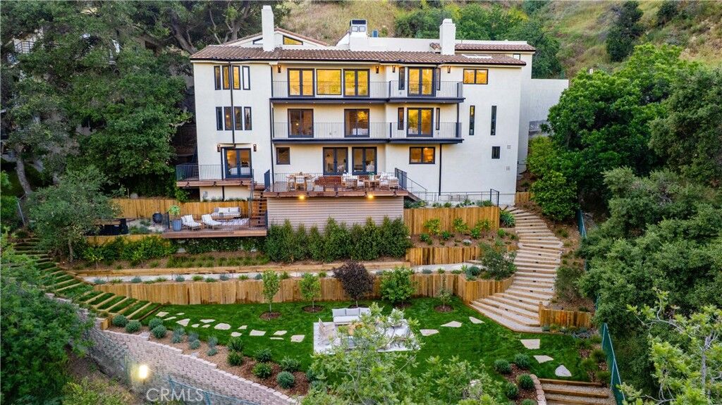 Property Photo: 3636 Camino De La Cumbre CA 91423