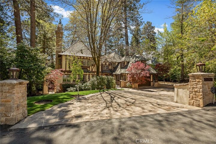 Property Photo:  28089 Point Hamiltair  CA 92352 