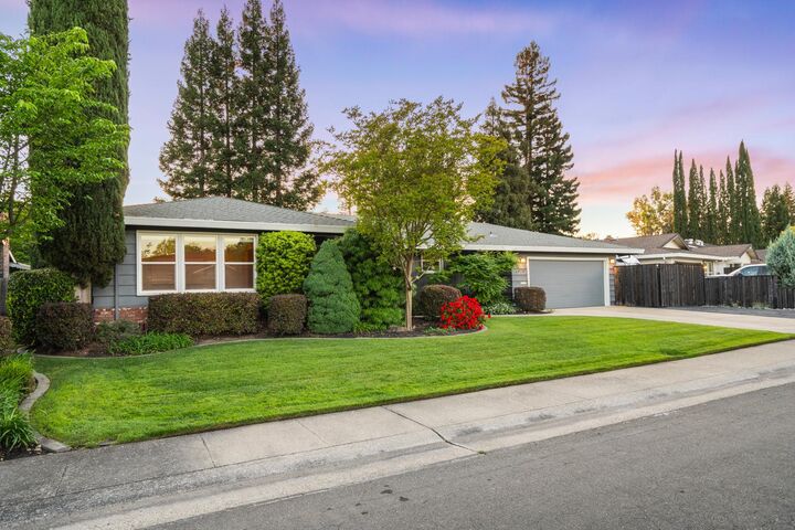 Property Photo: 6919 Los Olivos Way CA 95608