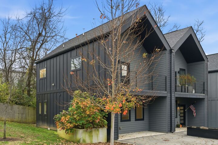 Property Photo:  801 Cherokee Ave 9  TN 37207 