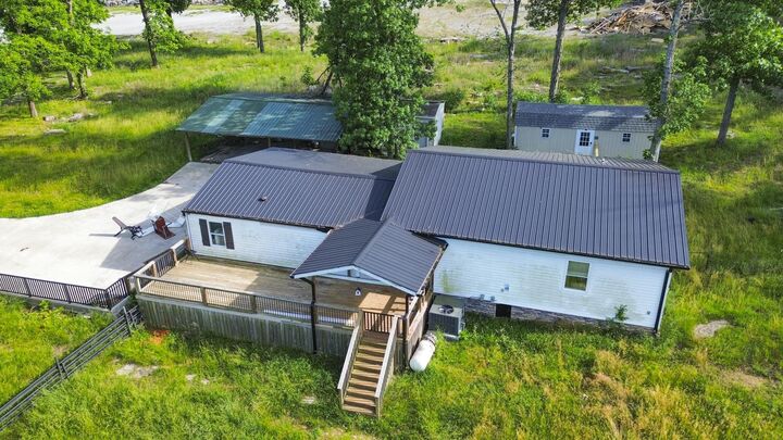 Property Photo: 2060 Old Lebanon Dirt Rd TN 37122