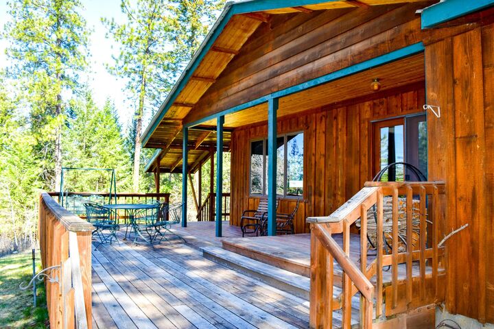 Property Photo: 33038 Snyder Hill Lane MT 59864