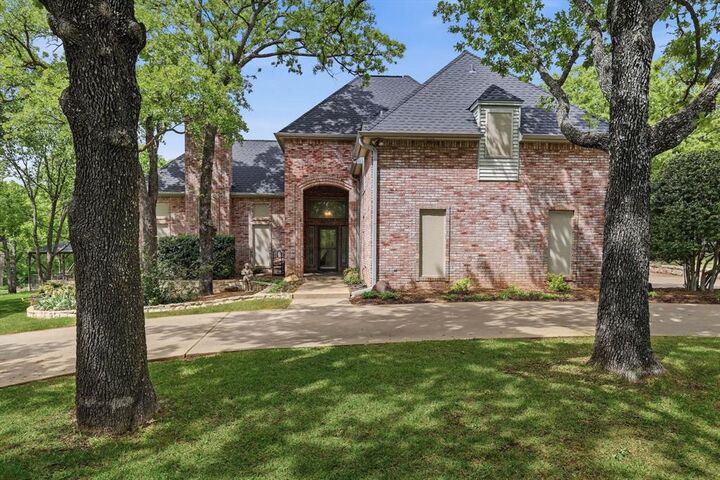 Property Photo:  1496 Rolling Acres Drive  TX 76226 