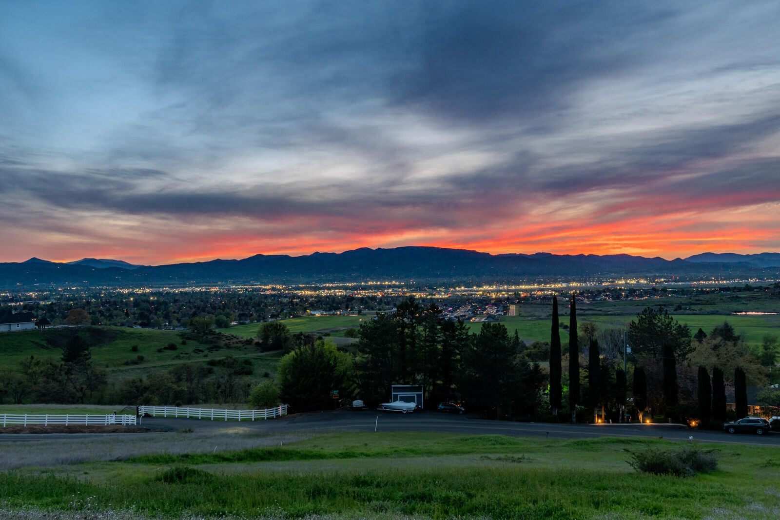 Property Photo:  3556 Dodson Road  OR 97504 