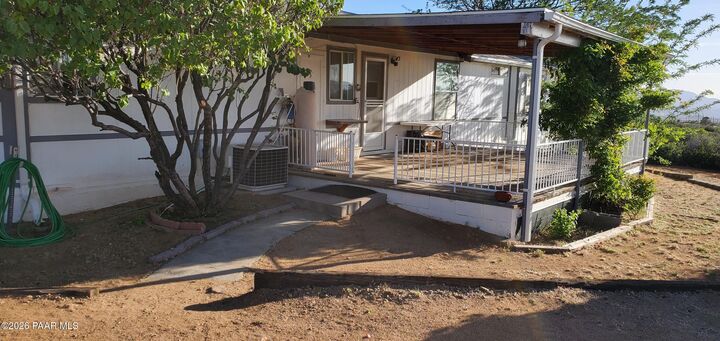 Property Photo: 8910 S Highway 89 AZ 86332