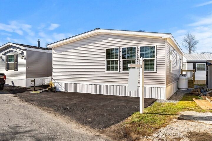 Property Photo:  200 North St 23-B  MA 01923 