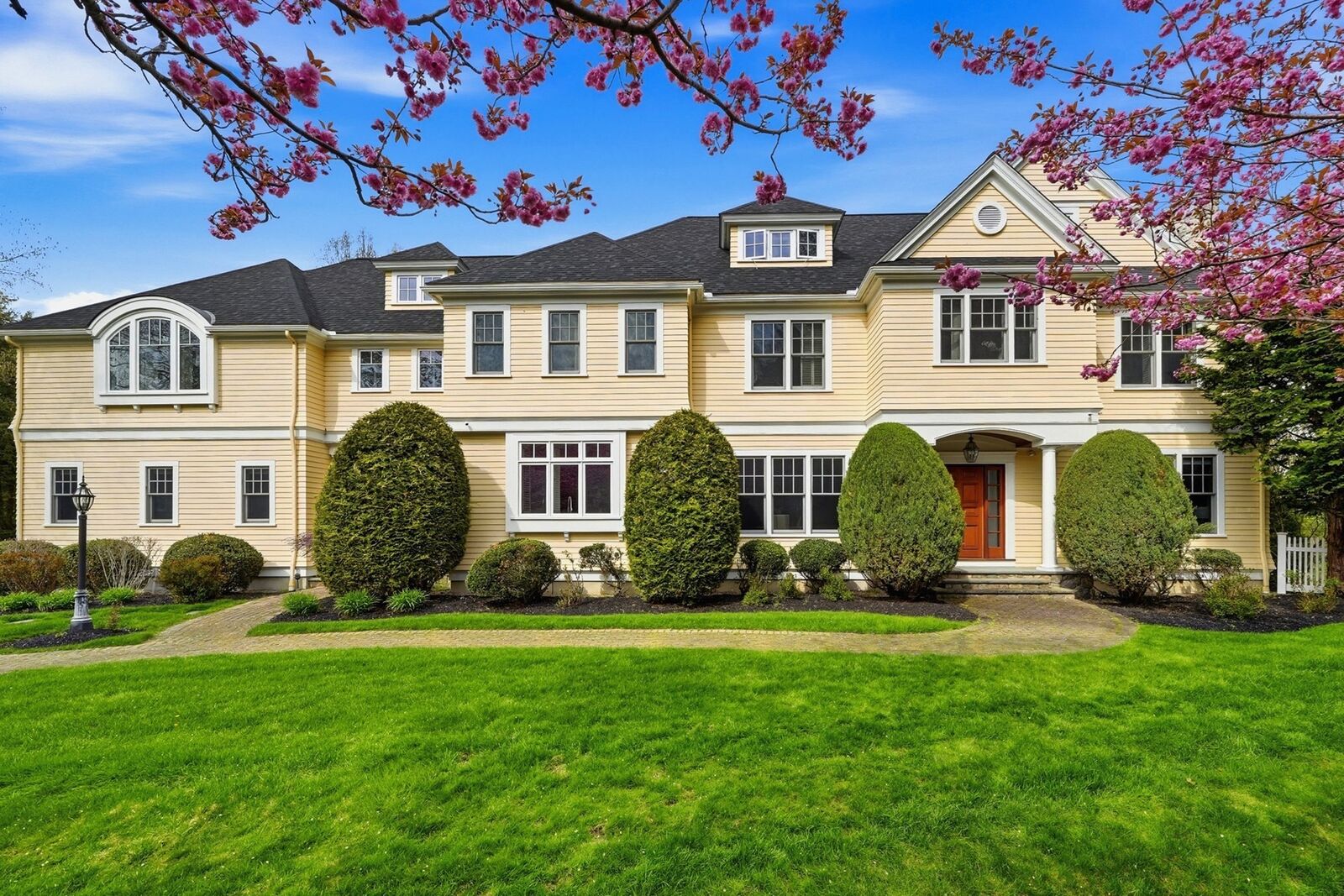 Property Photo: 8 Porter Lane MA 02420