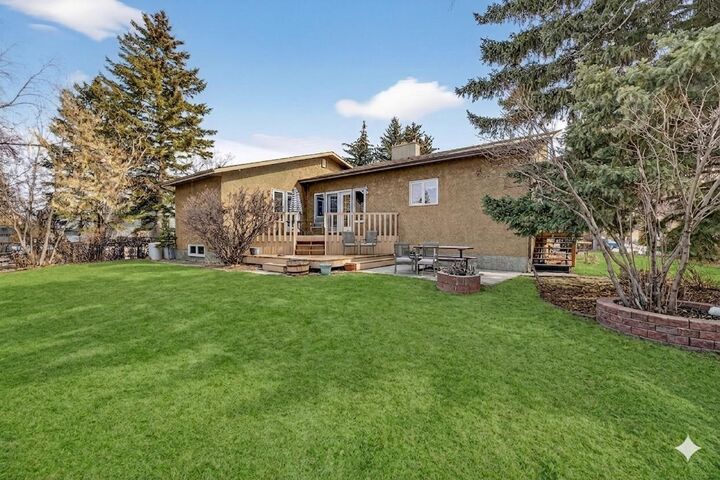 Property Photo: 5350 57 Avenue AB T4H 1J4