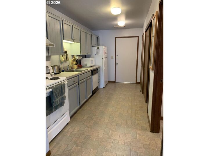 Property Photo: 301 Otter Crest Loop 316/317 OR 97369