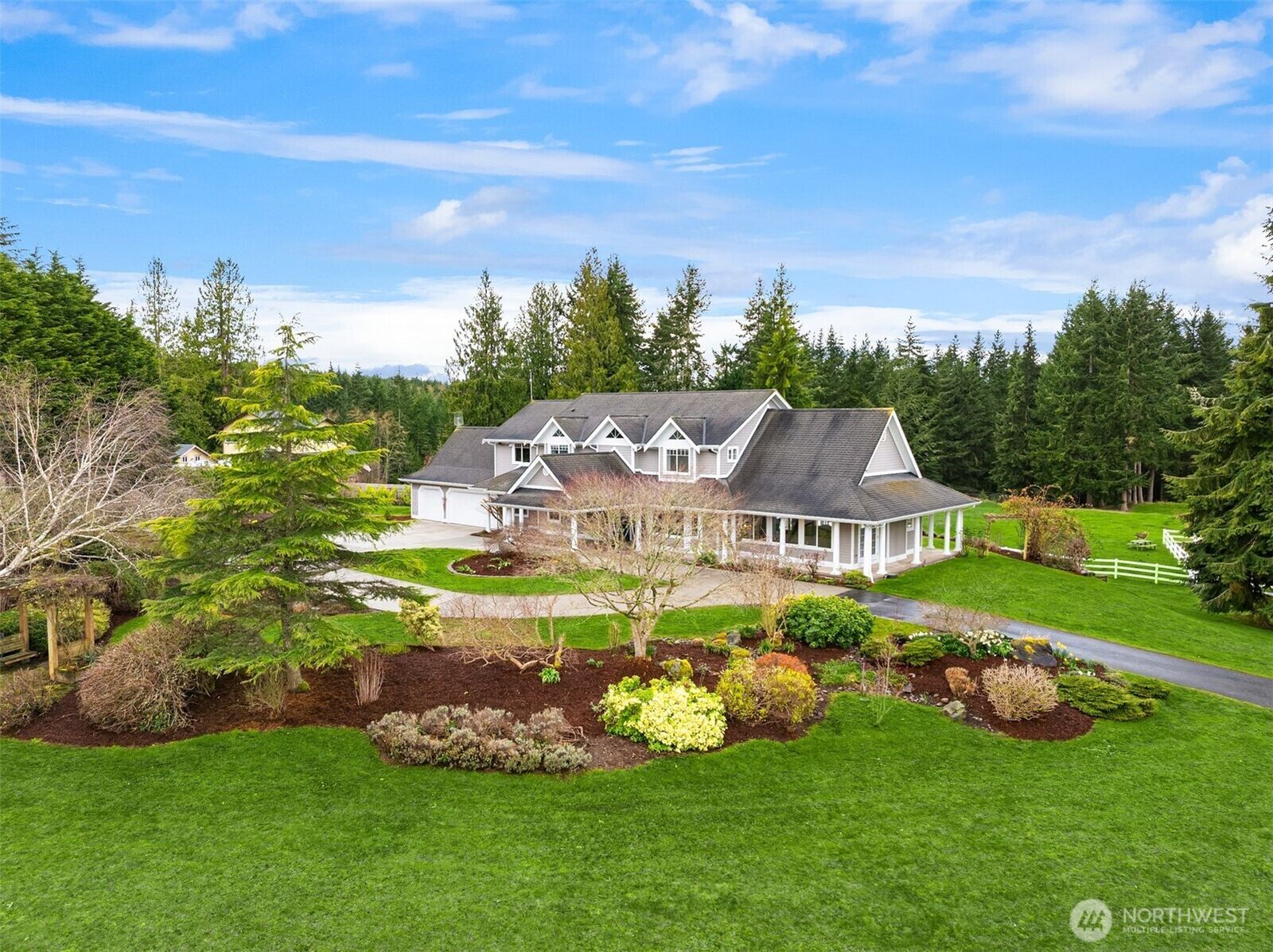 Property Photo:  877  Bywater Way  WA 98365 