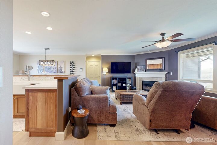 Property Photo:  808 E Tremont  WA 99328 