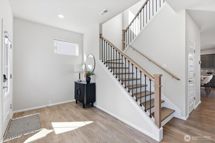 Property Photo: 4211 208th Place SE WA 98021