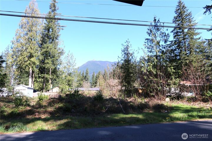 Property Photo:  44524 SE 146th Street  WA 98045 