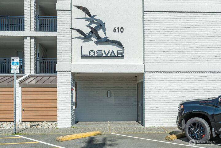 Property Photo: 610 Front Street 302 WA 98275