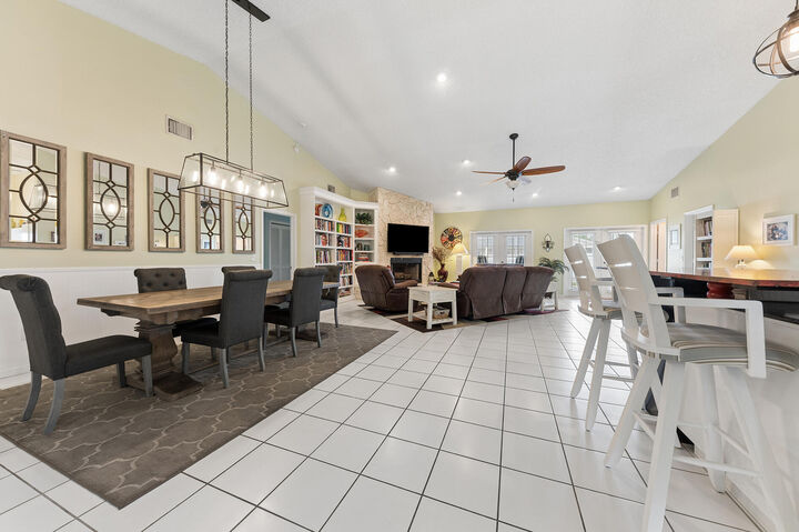 Property Photo:  237 NW 69th Street  FL 33487 