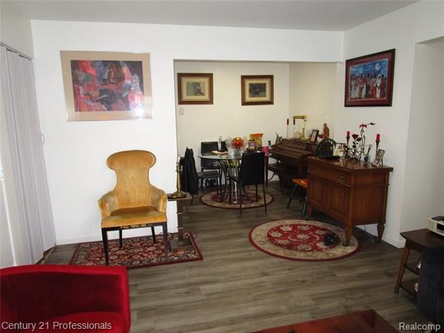 Property Photo: 10020 Allen Pointe Drive MI 48101