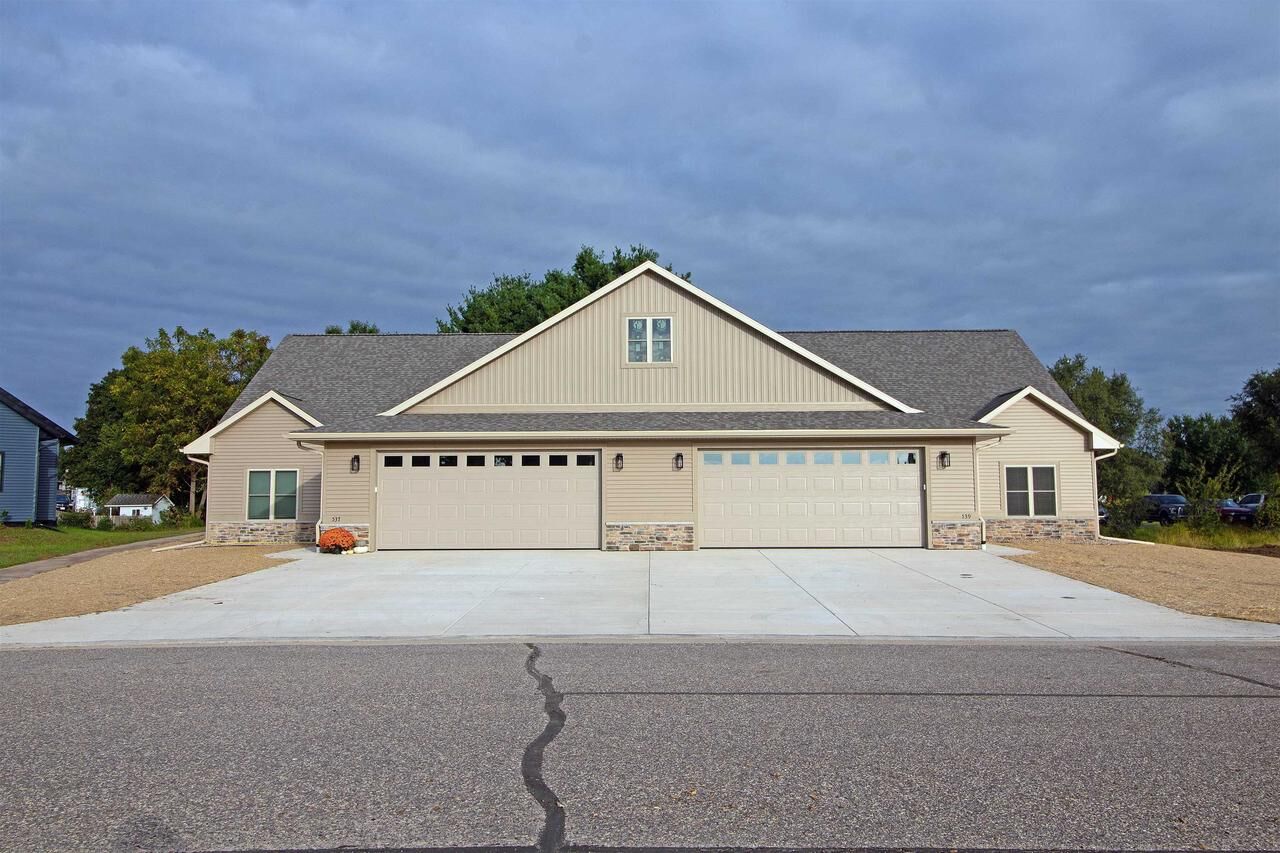 Property Photo:  539 Spring Street  WI 53588 