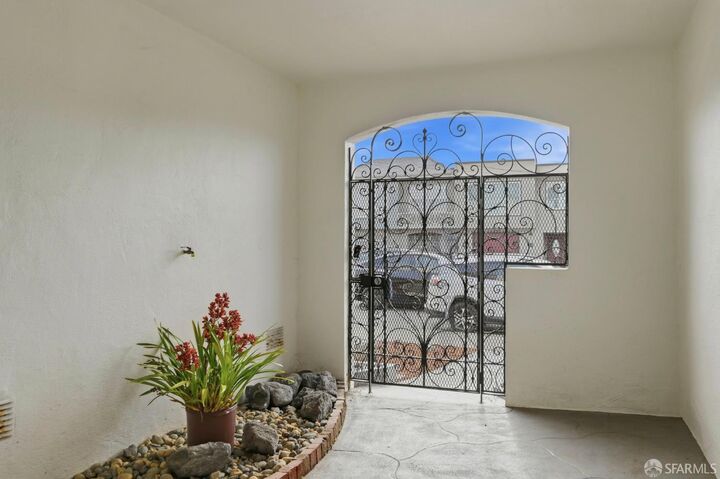 Property Photo: 2226 39th Avenue CA 94116