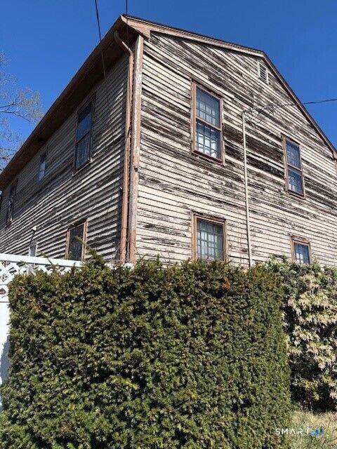 Property Photo:  11 Beverly Drive  CT 06610 