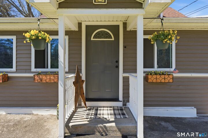 Property Photo:  350 North Canterbury Road  CT 06331 