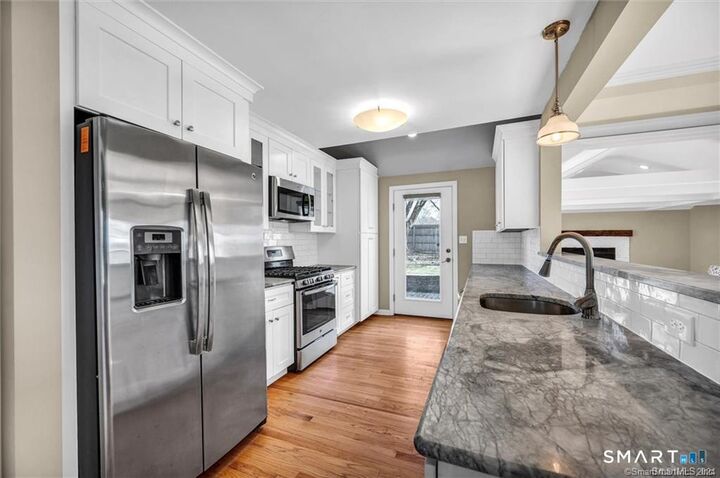 Property Photo:  338 South Elm Street  CT 06492 