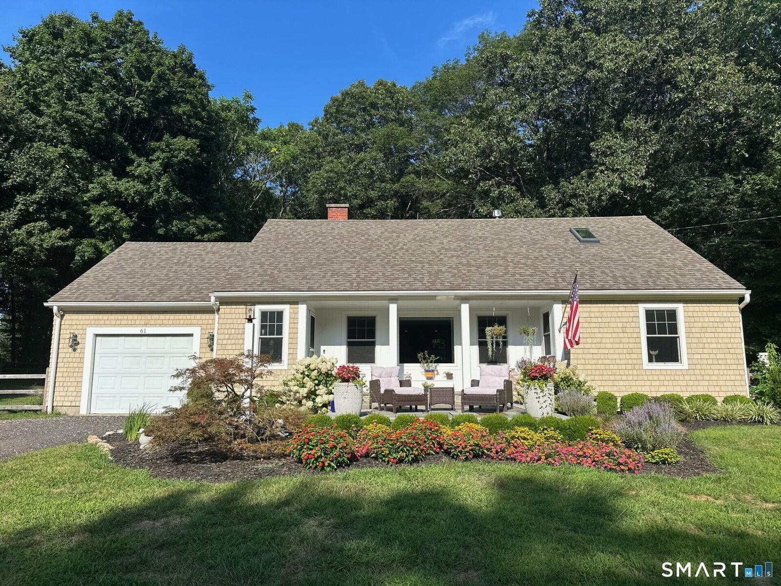 Property Photo:  61 Bishop Lane  CT 06443 