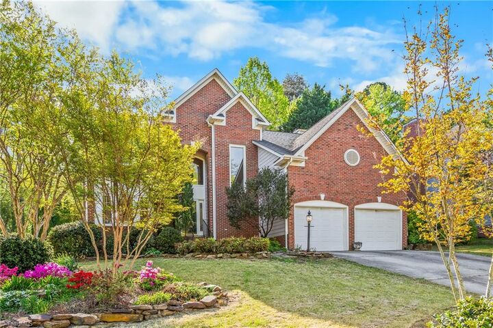 Property Photo: 4810 Weston Place NC 27282