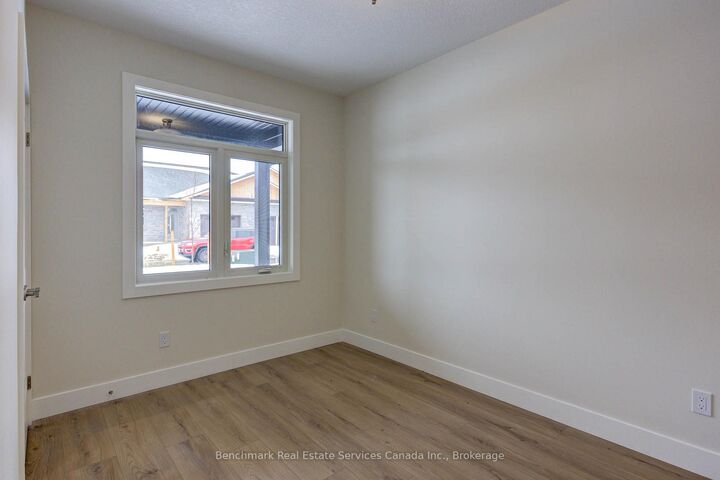 Property Photo: 59 Cavalier Crescent ON N0G 2R0