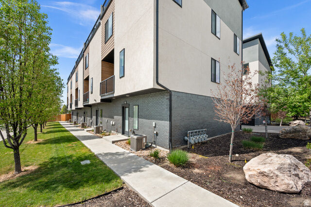 Property Photo:  1838 E Melbourne Ct  UT 84106 